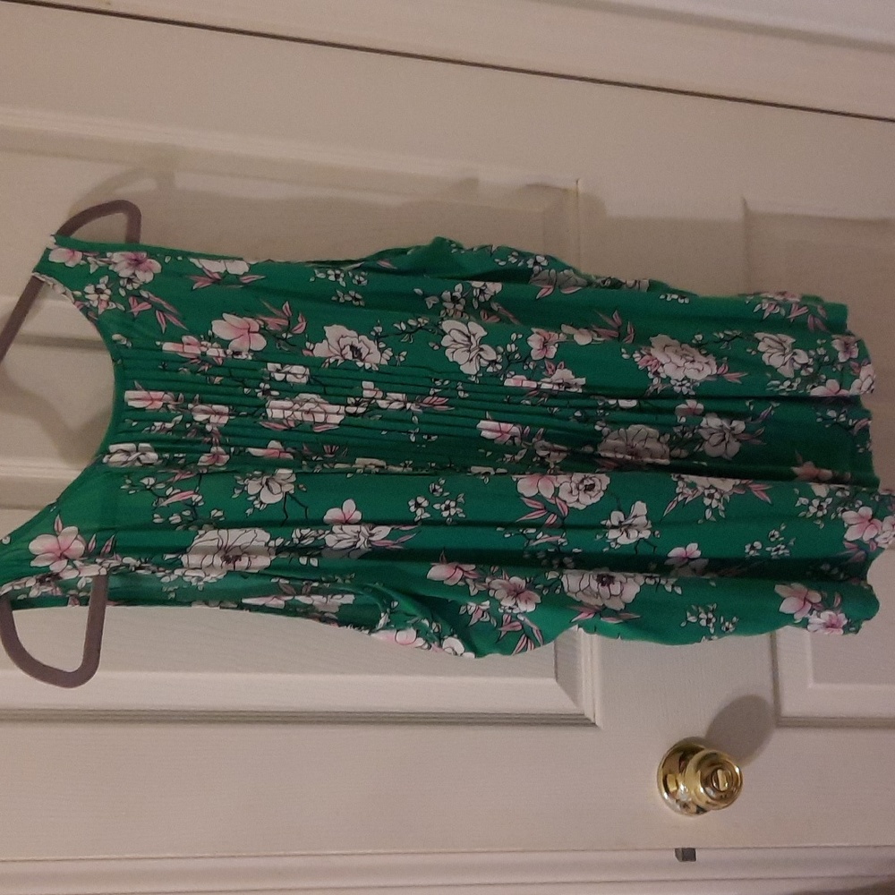 TORRID SIZE 2 - Picture 2 of 7